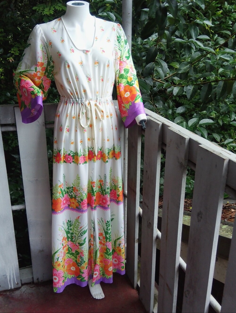 Vintage 1970s Floral Boho Cottagecore Maxi Dress